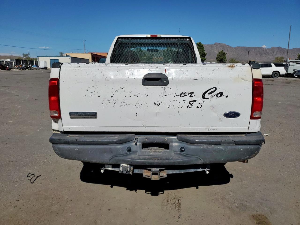 2005 Ford F250 Super Duty - Image 6
