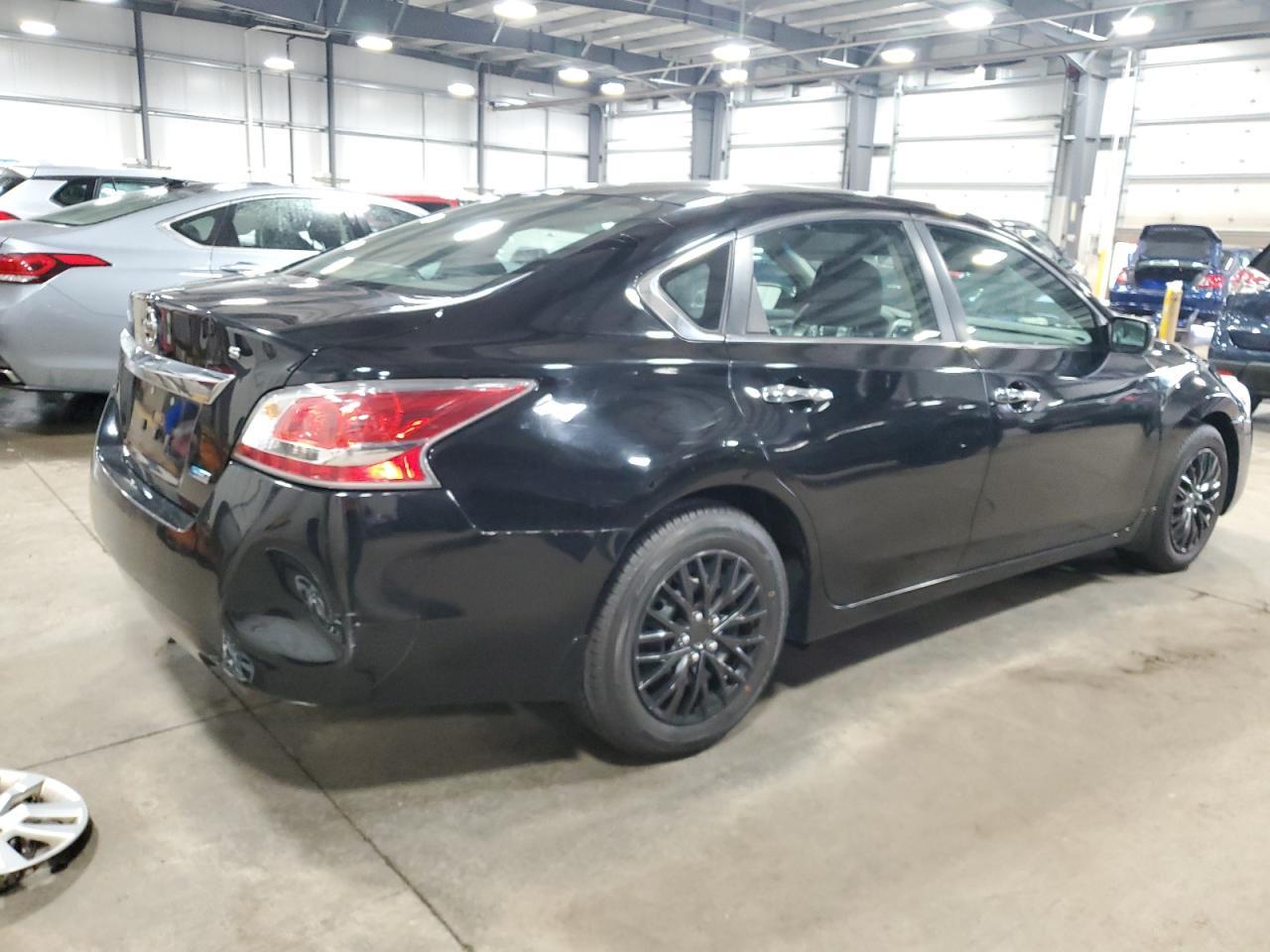 2014 Nissan Altima 2.5 - Фото 3