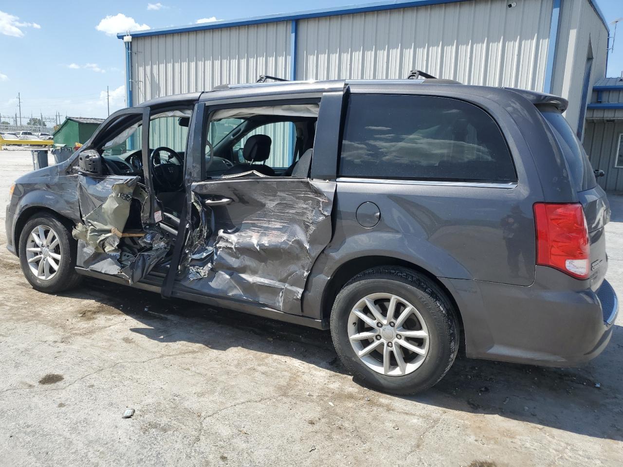 2020 Dodge Grand Caravan Sxt - Image 2