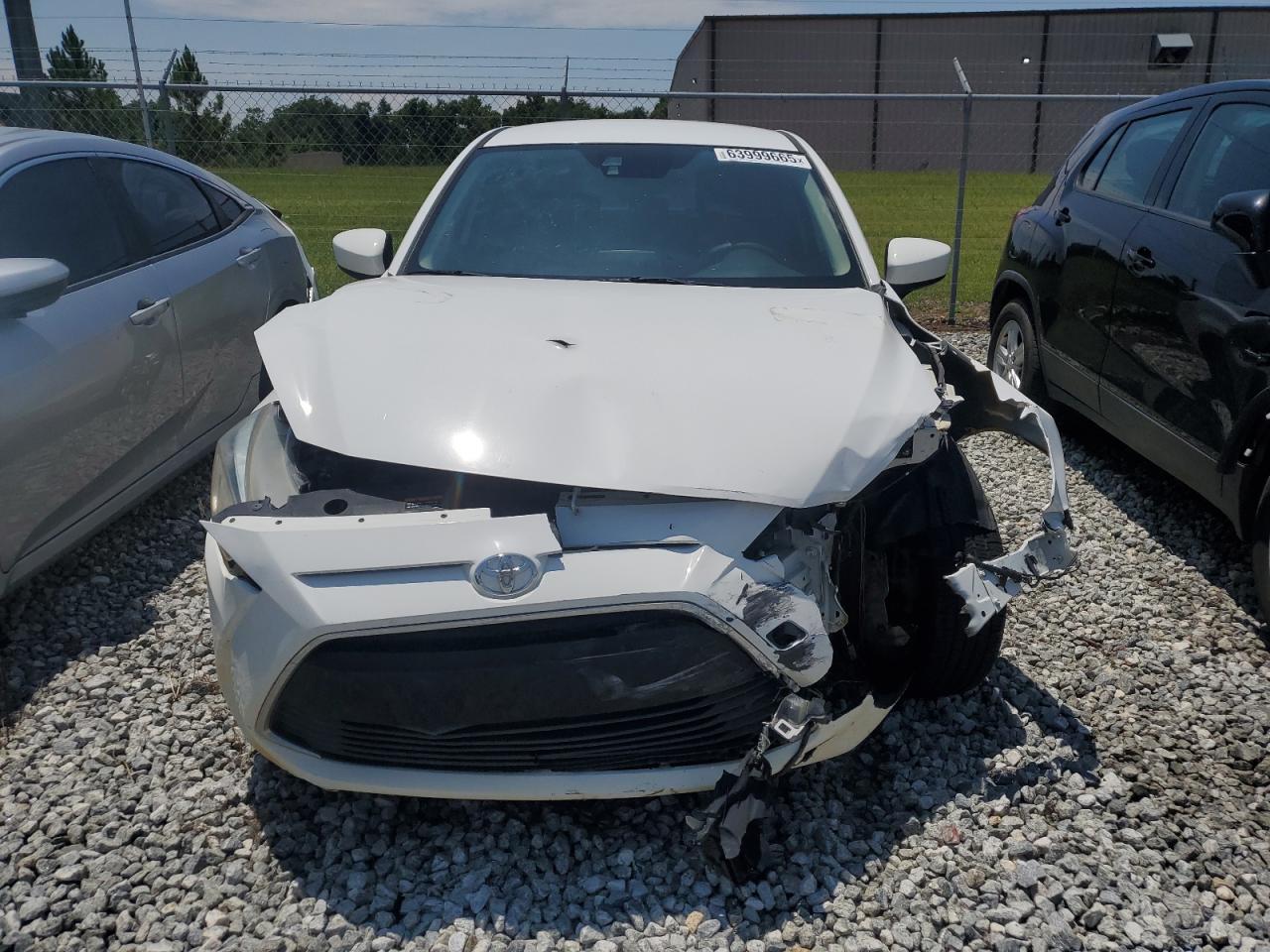 2018 Toyota Yaris Ia - Фото 5