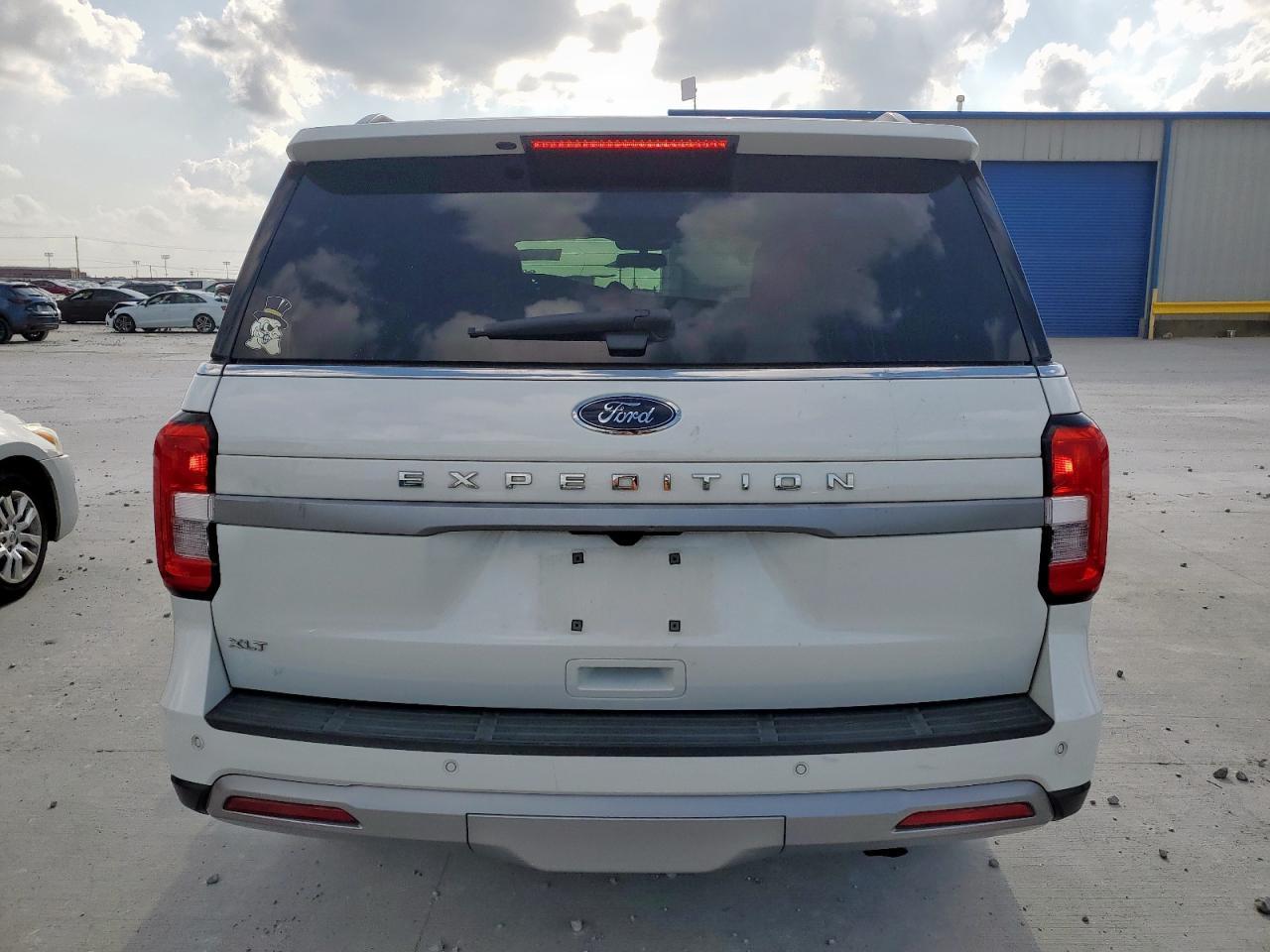 2022 Ford Expedition Xlt - Фото 6