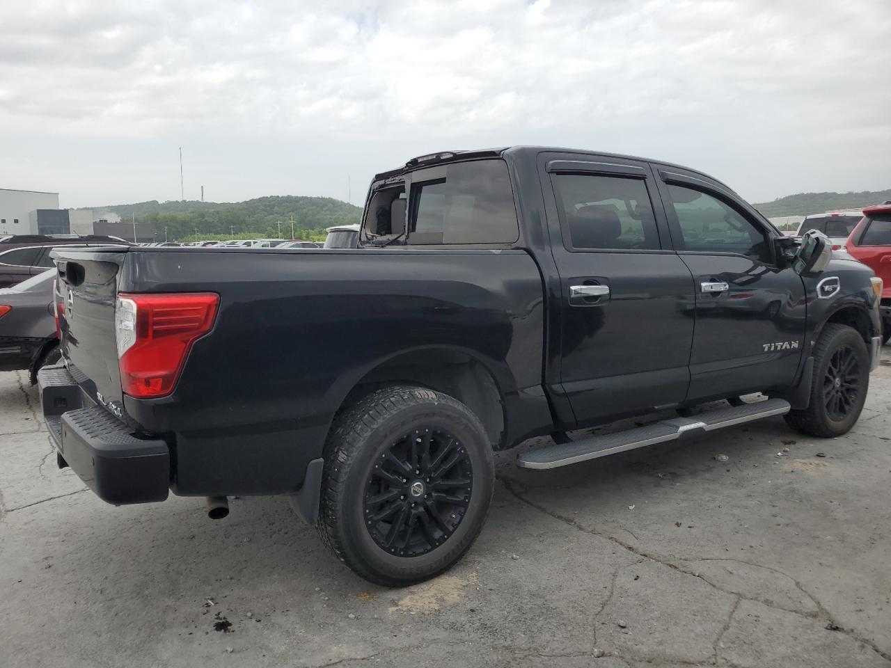 2017 Nissan Titan Sv - Фото 3