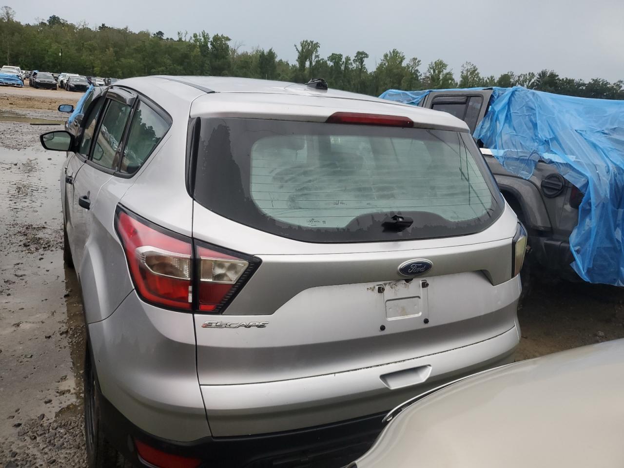 2017 Ford Escape S - Фото 6