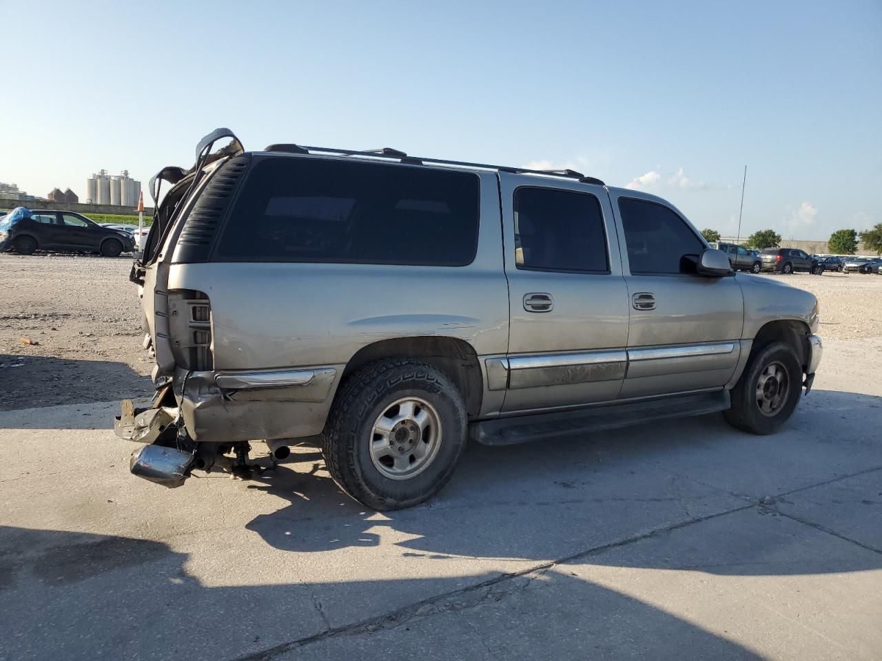 2002 GMC Yukon Xl C1500 - Фото 3
