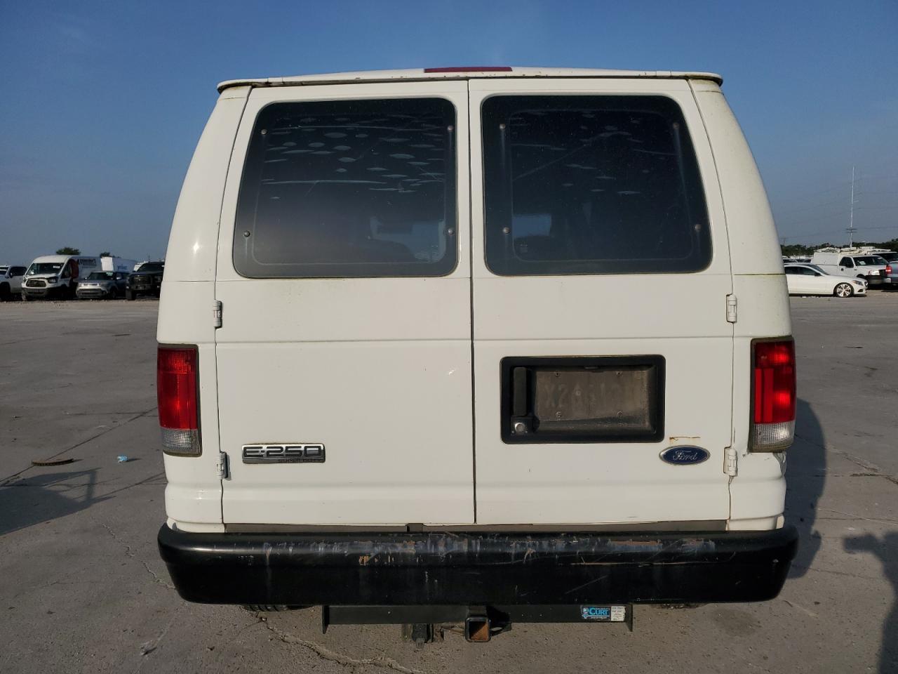 2008 Ford Econoline E250 Van - Фото 6