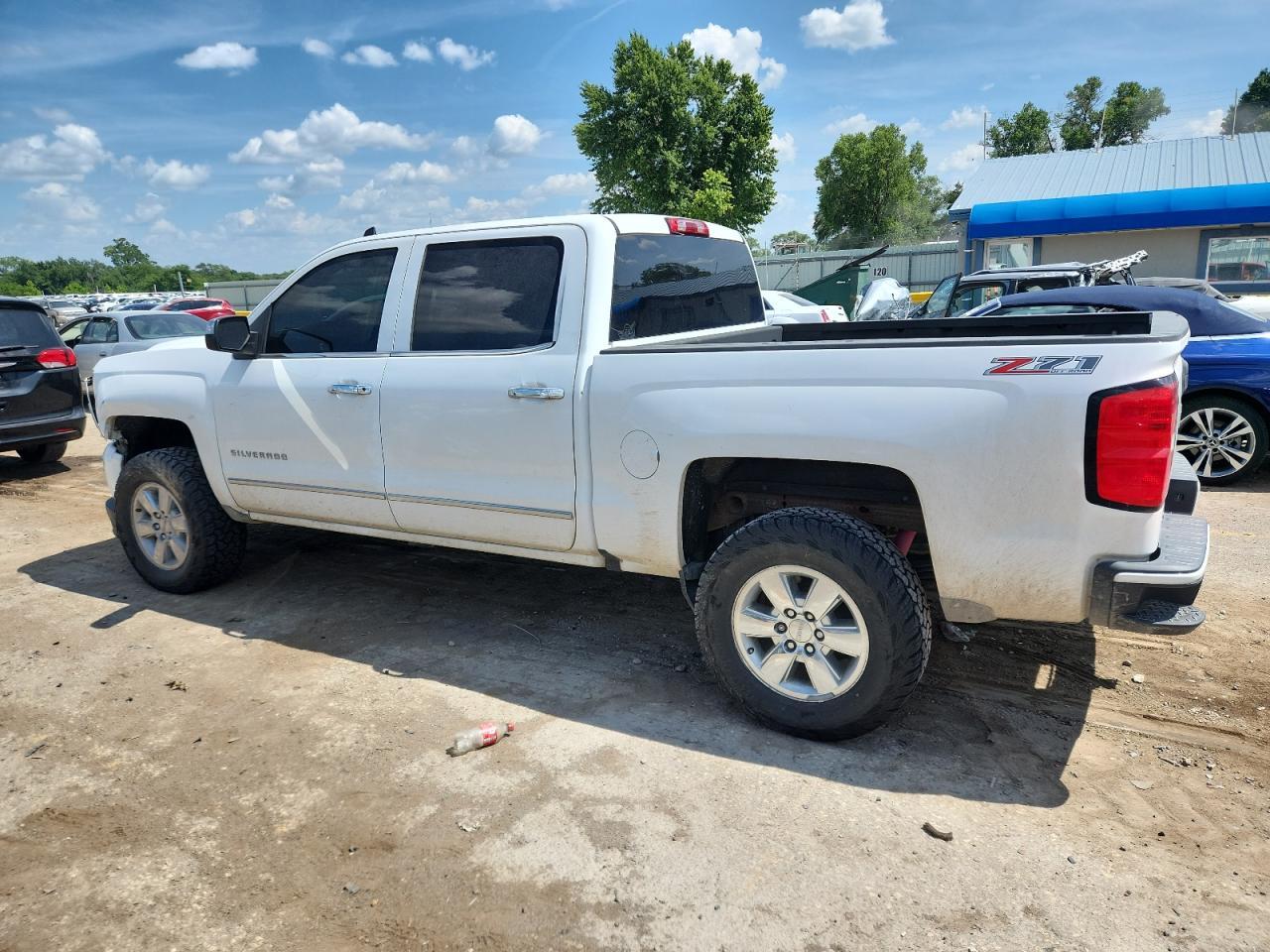 2017 Chevrolet Silverado K1500 Lt - Image 2