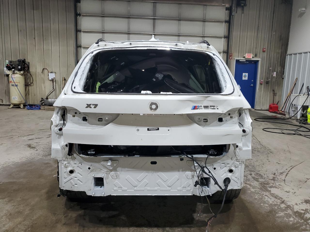 2021 BMW X7 M50I - Фото 6