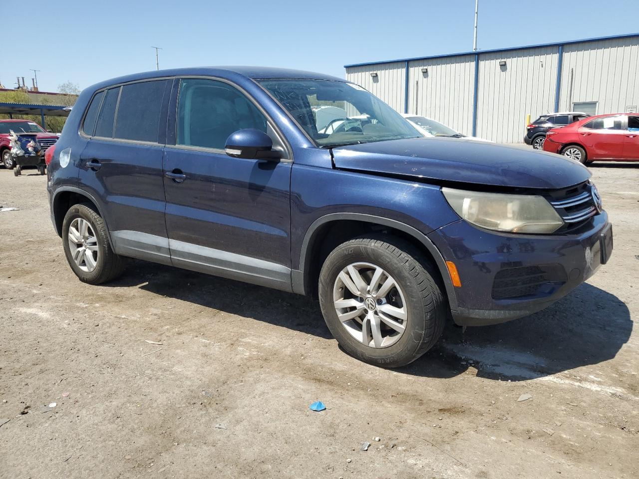2013 Volkswagen Tiguan S - Image 4