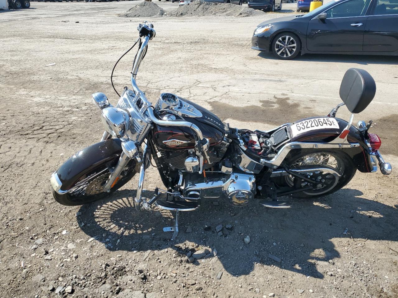 2011 Harley-Davidson Flstc - Фото 3