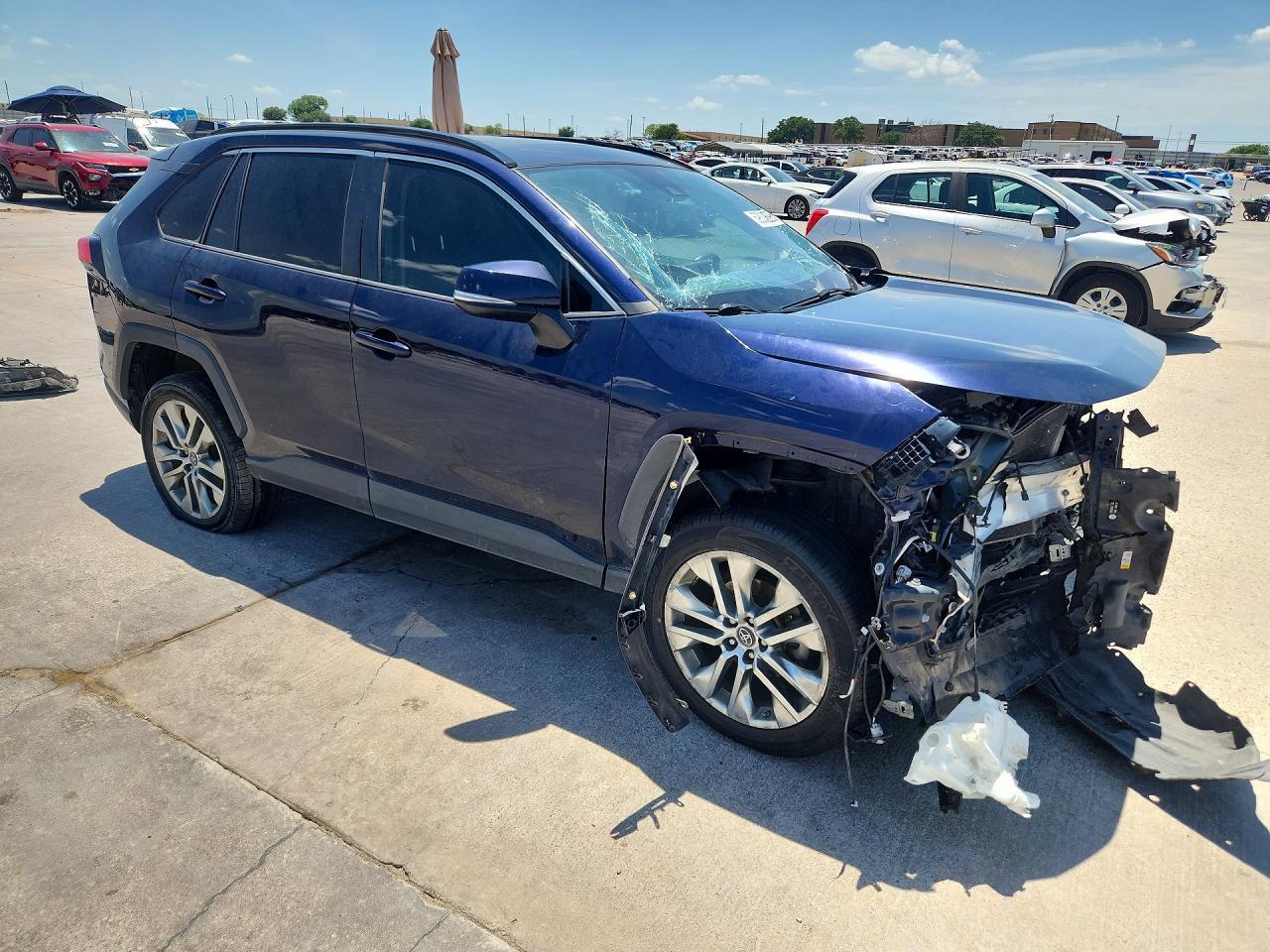 2019 Toyota Rav4 Xle Premium - Image 4