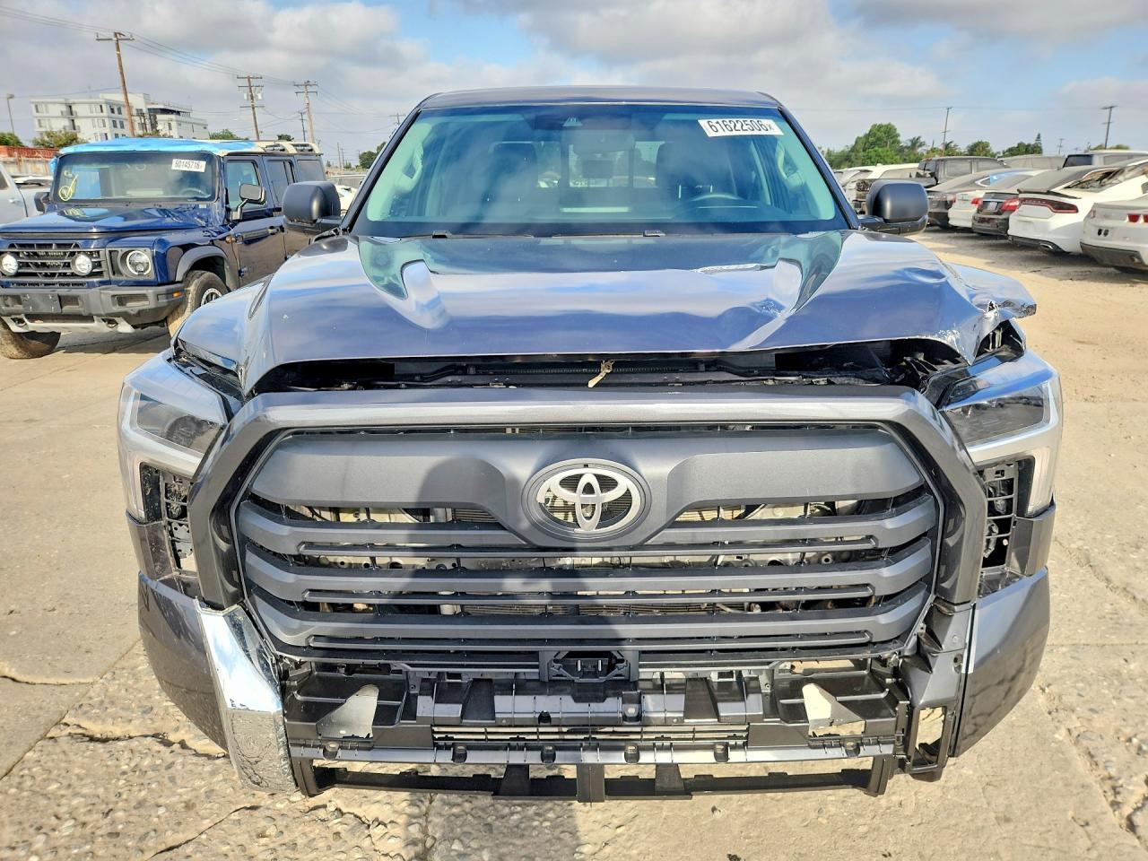 2023 Toyota Tundra Sr5 - Image 5