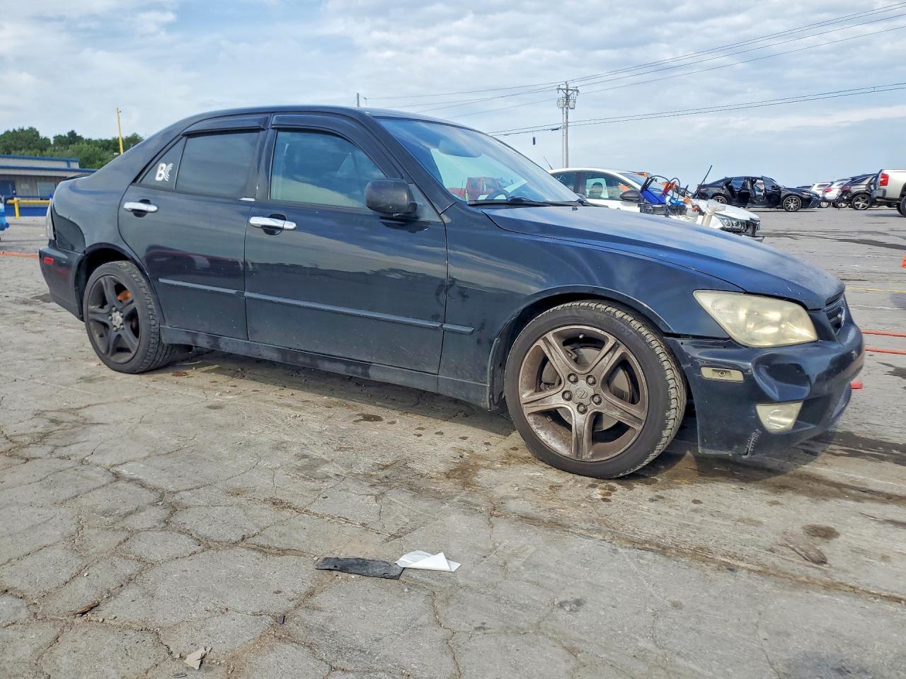 2002 Lexus Is 300 Base - Image 4