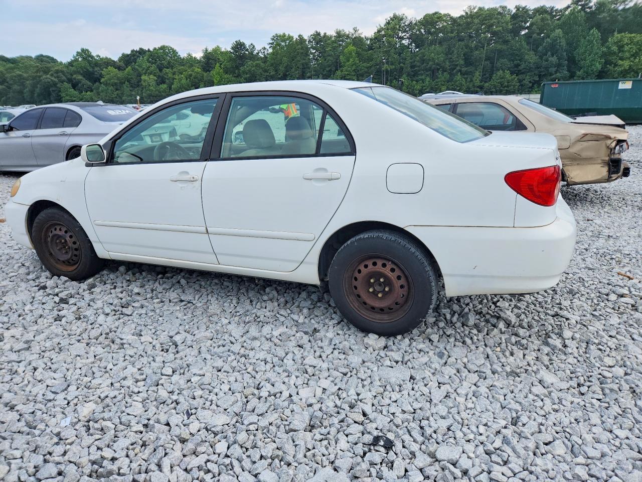 2005 Toyota Corolla Le - Image 2