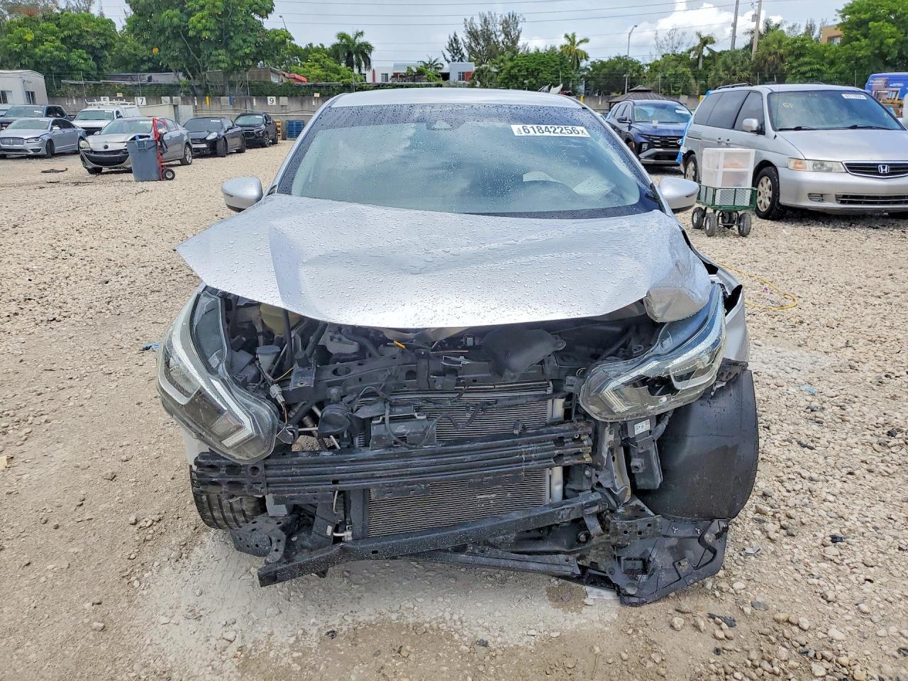 2021 Nissan Versa Sv - Фото 5