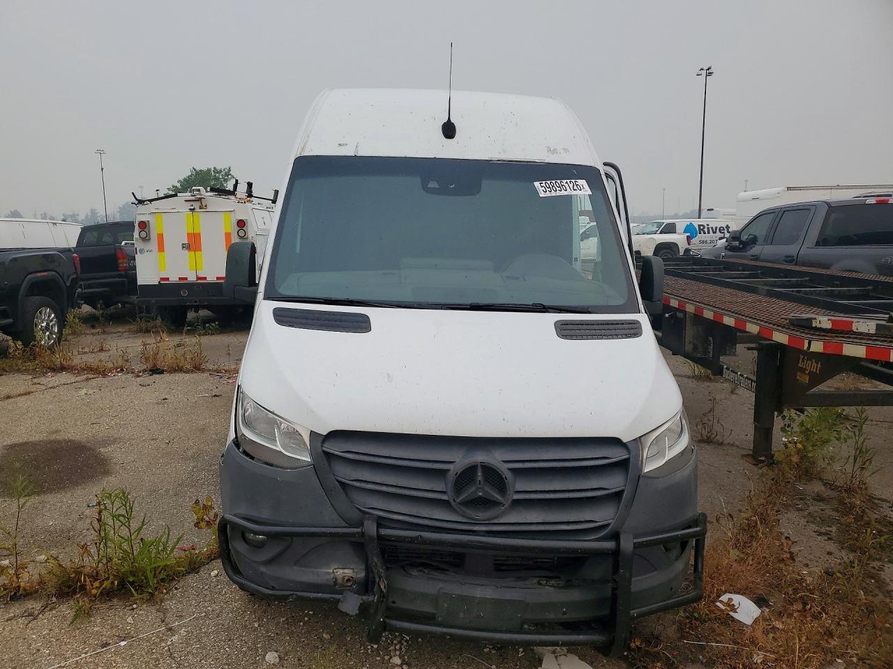 2021 Mercedes-Benz Sprinter 2500 Delivery Van - Фото 5