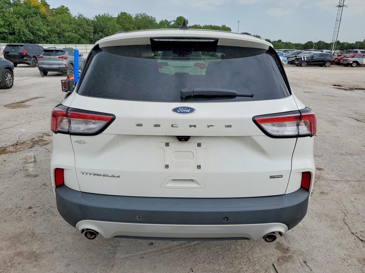 2020 Ford Escape Titanium - Image 6