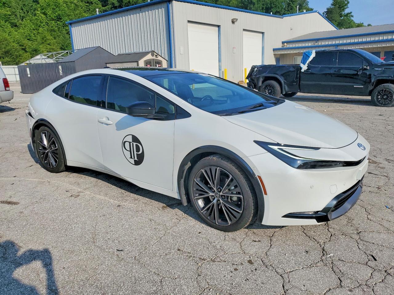 2024 Toyota Prius Limited - Фото 4