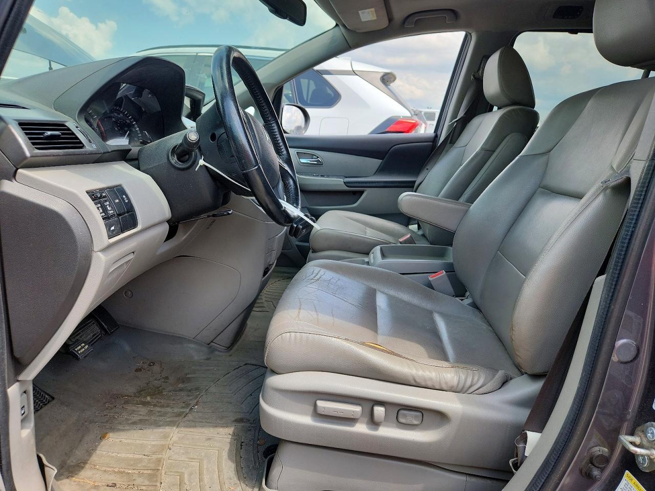 2014 Honda Odyssey - Фото 7