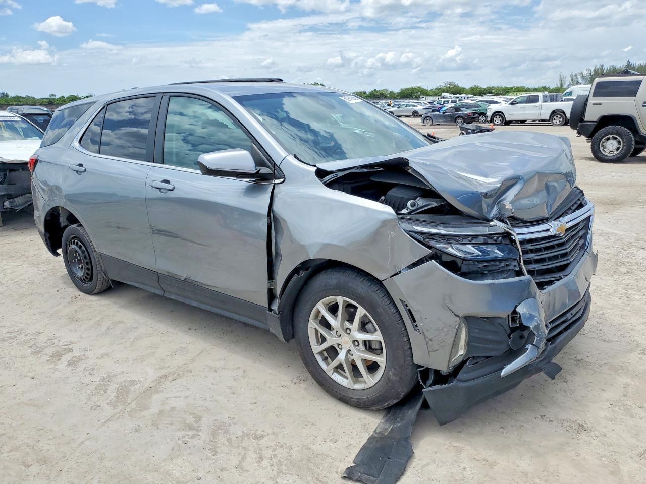 2023 Chevrolet Equinox Lt - Image 4