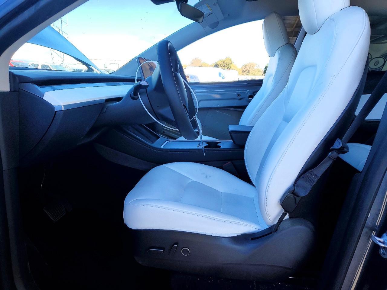 2022 Tesla Model Y - Фото 7
