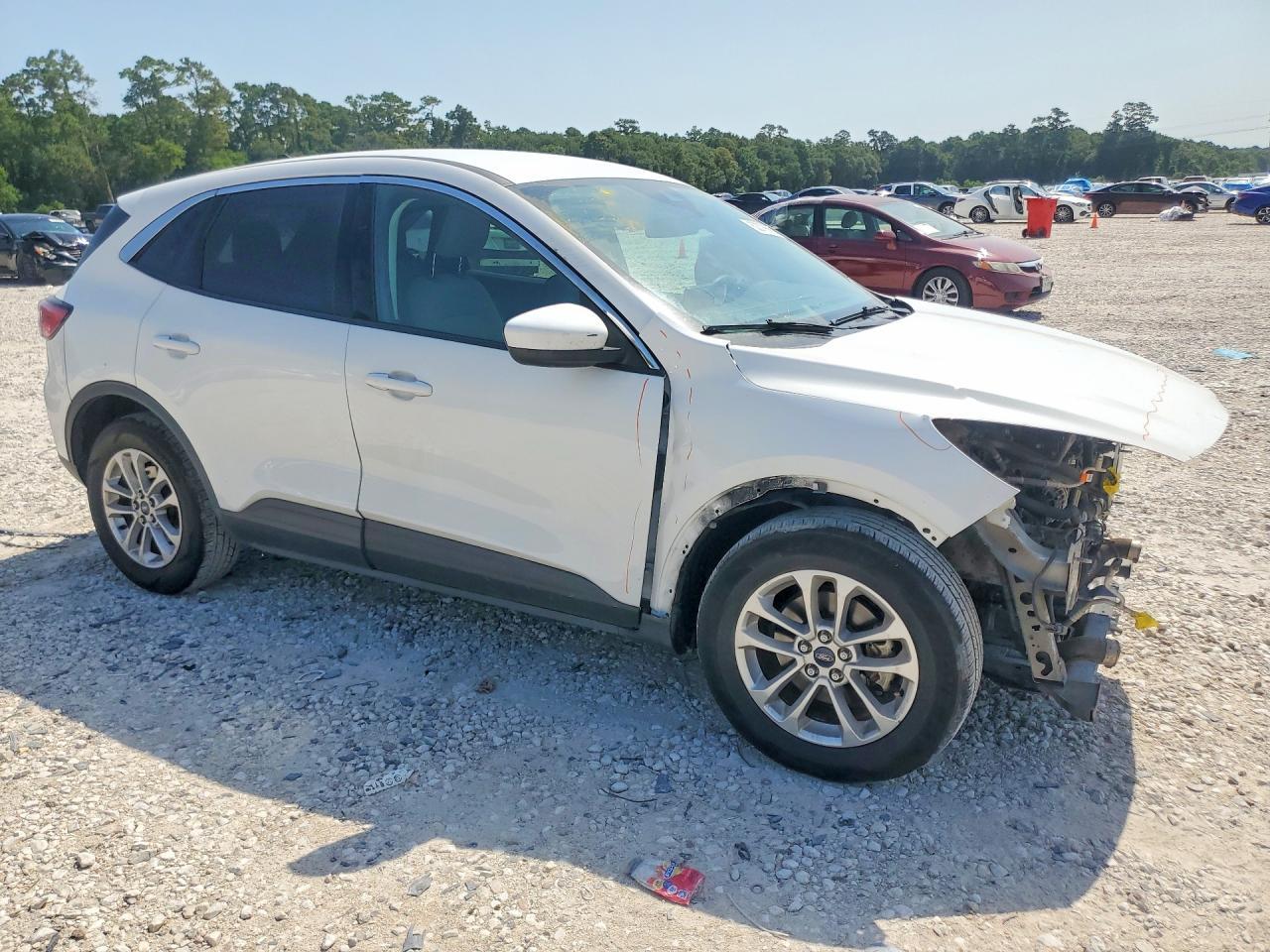 2021 Ford Escape Se - Фото 4