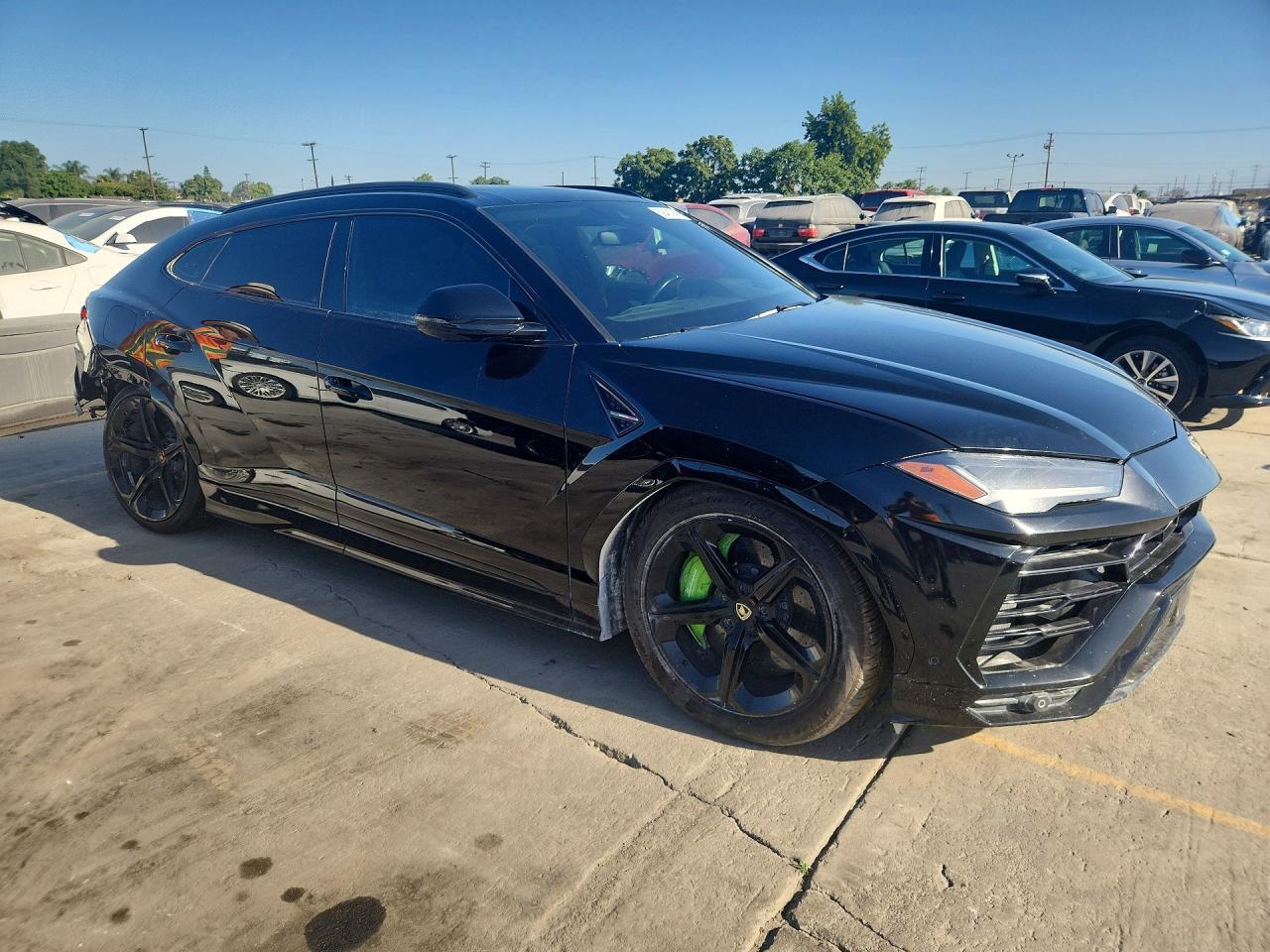 2019 Lamborghini Urus - Фото 4