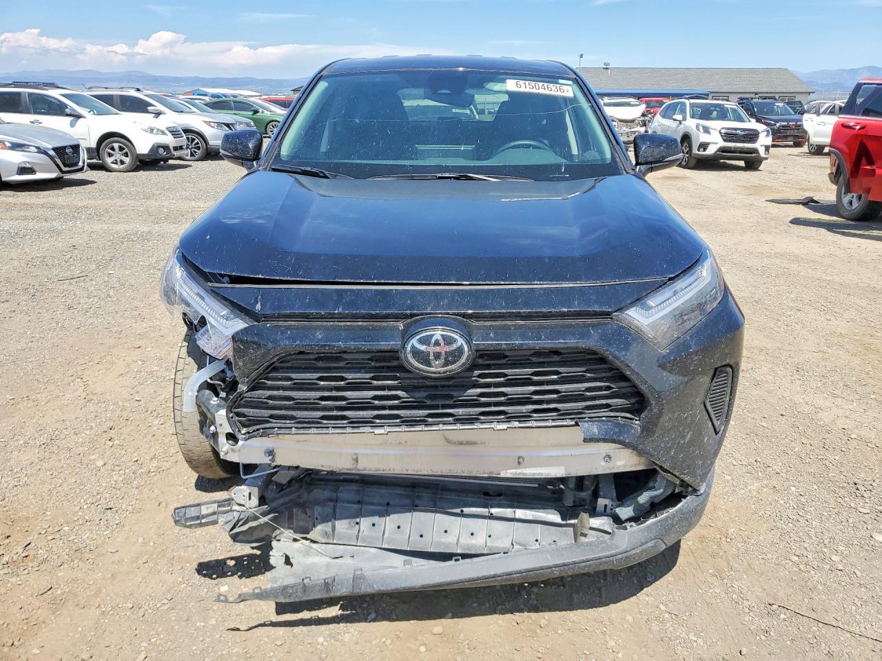 2025 Toyota Rav4 Le - Image 5