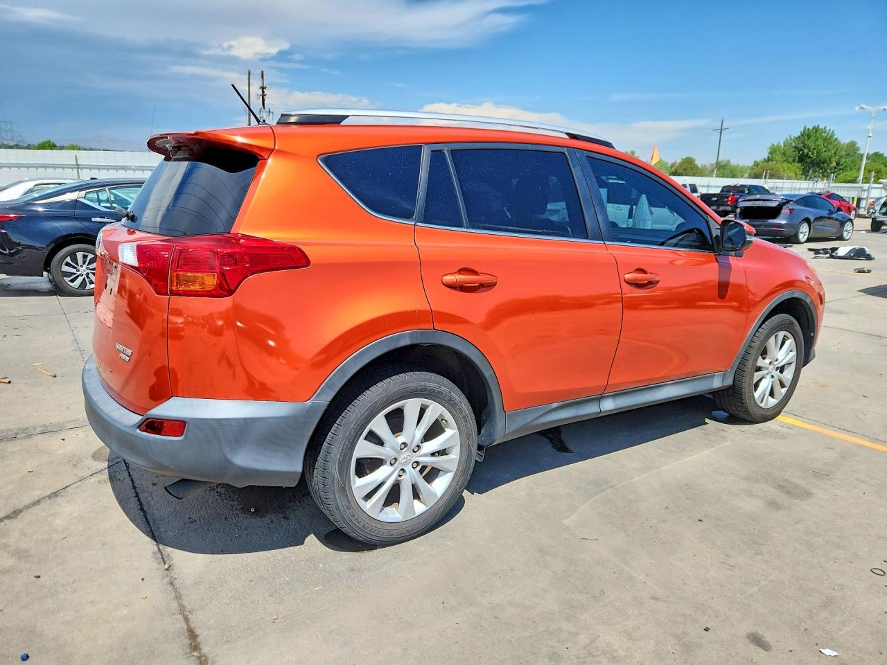 2015 Toyota Rav4 Limited - Фото 3