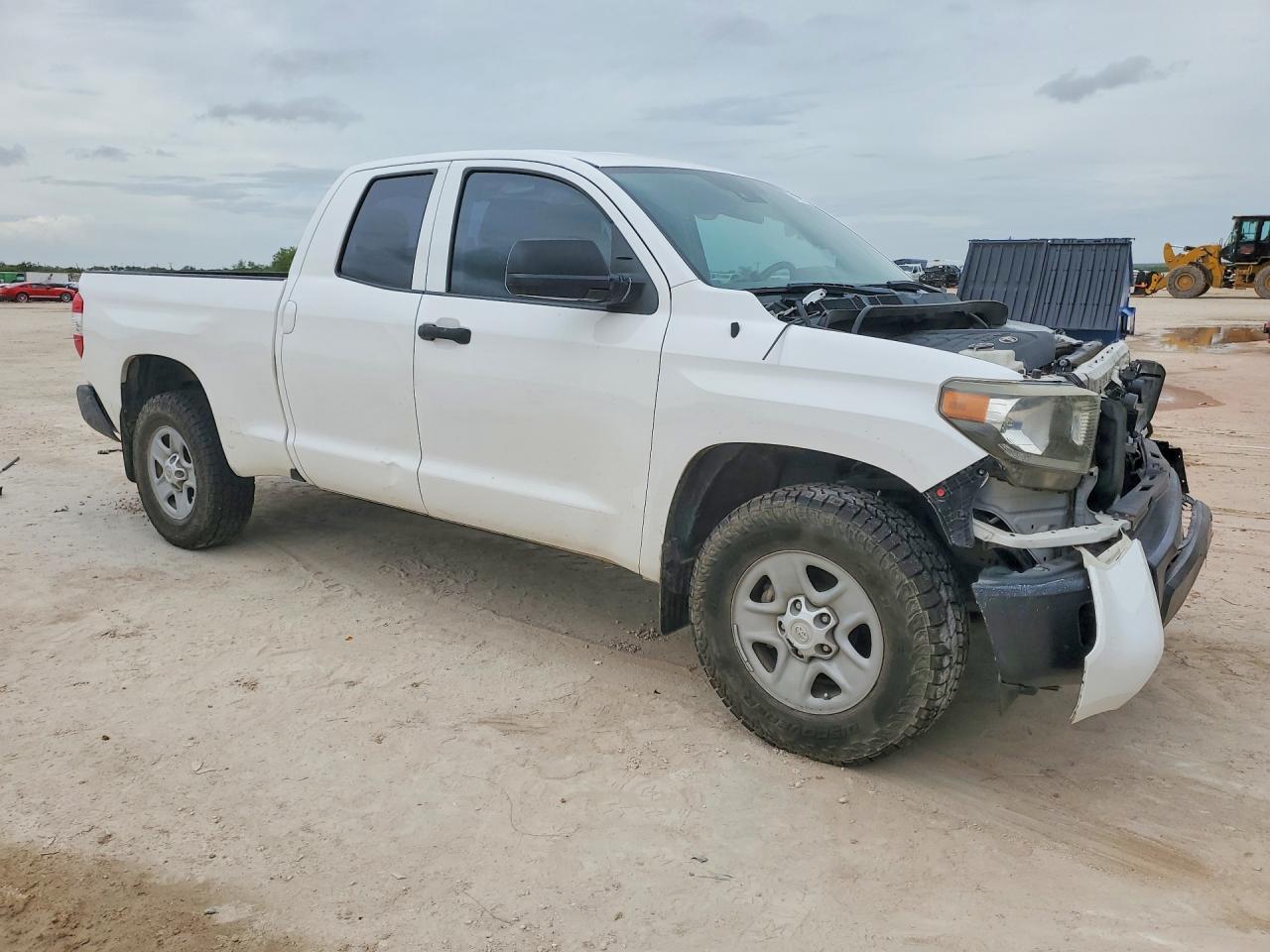 2018 Toyota Tundra Sr - Image 4