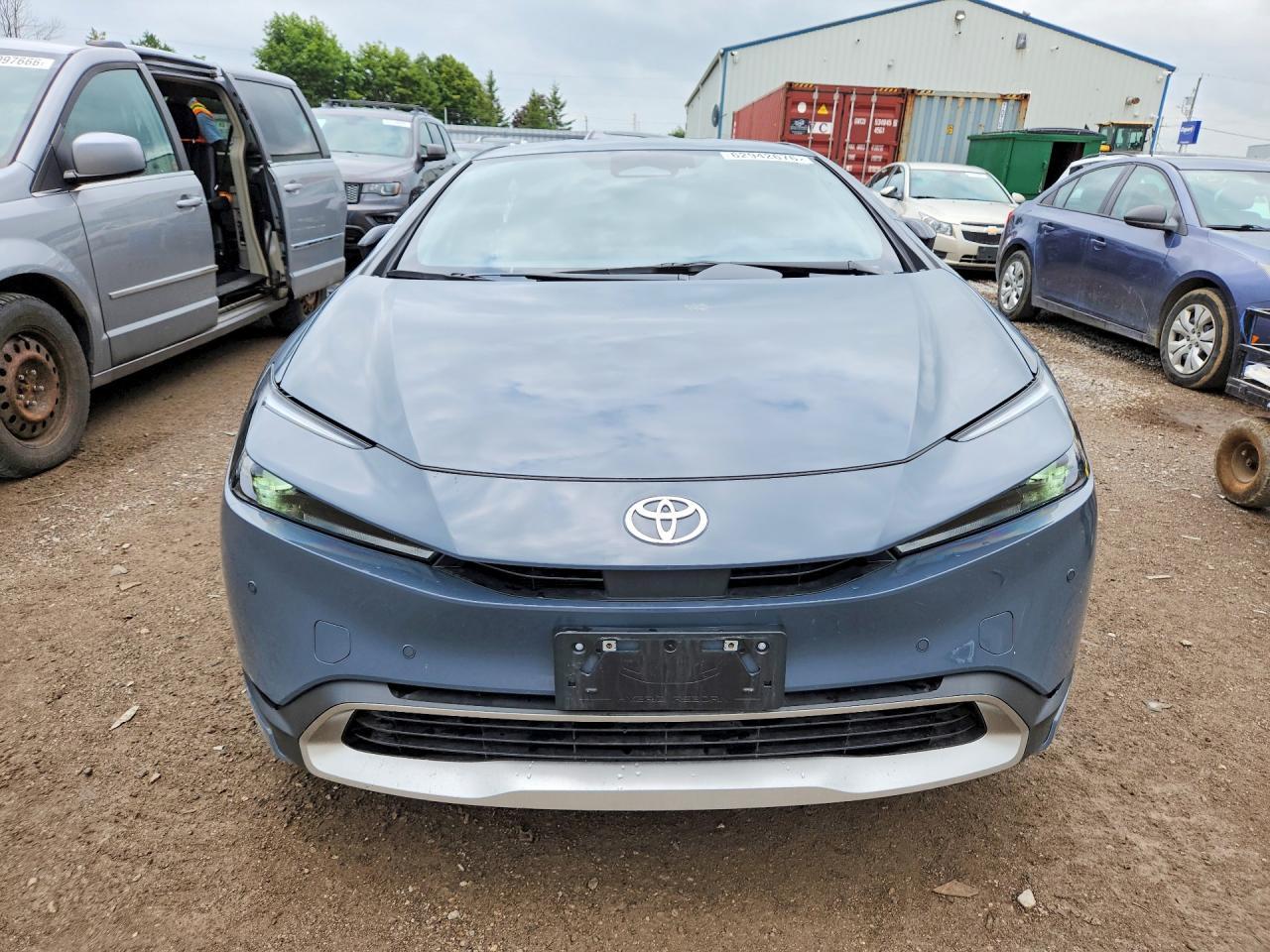 2026 Toyota Prius Plug-In Hybrid Se - Image 5