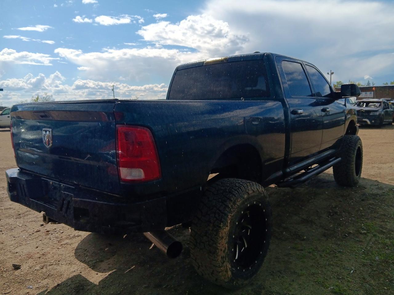 2011 Dodge Ram 2500 - Image 3