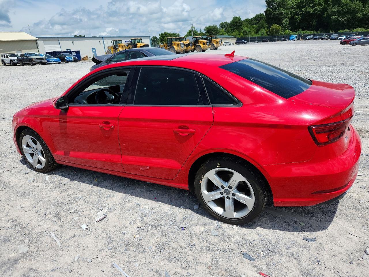 2017 Audi A3 Premium - Фото 2
