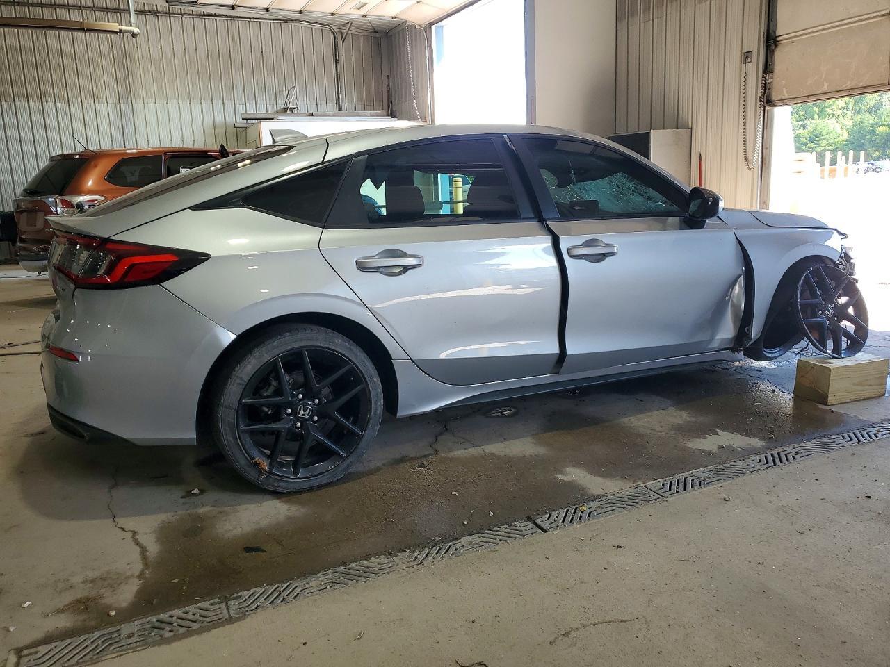 2022 Honda Civic Sport - Фото 3