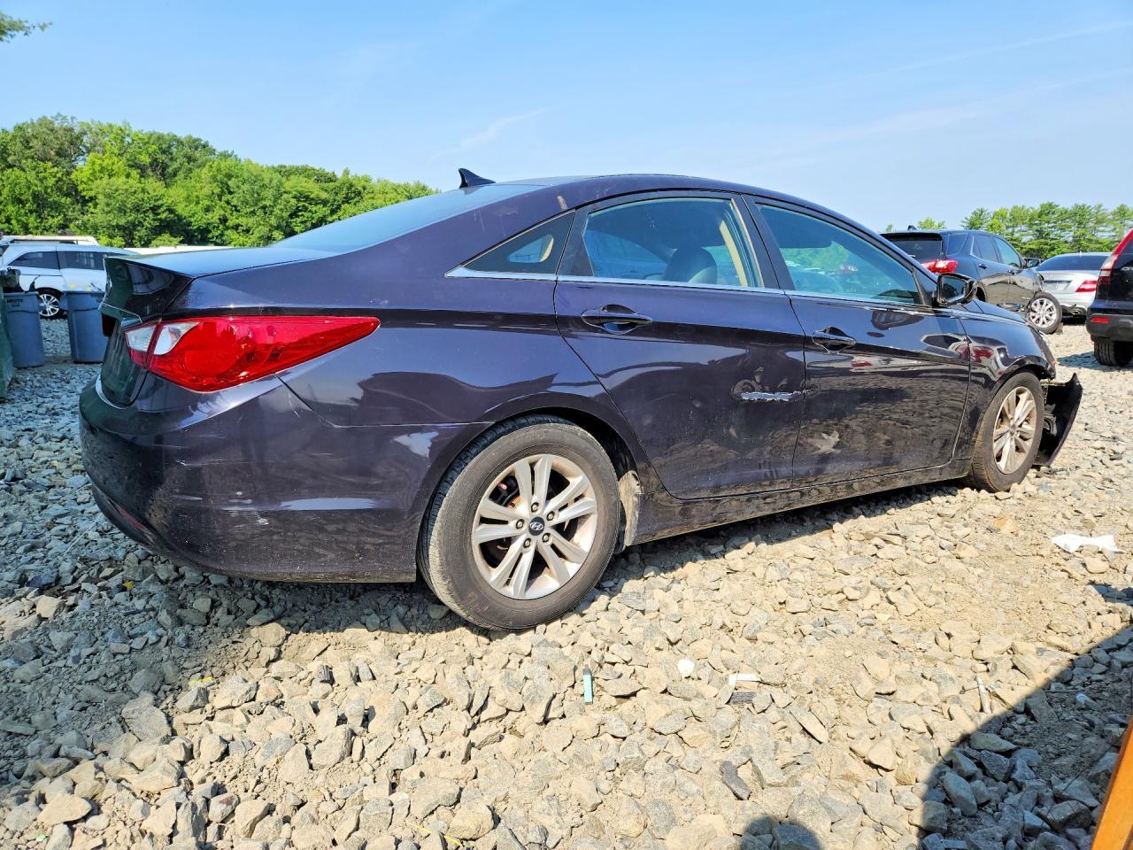 2011 Hyundai Sonata Gls - Image 3