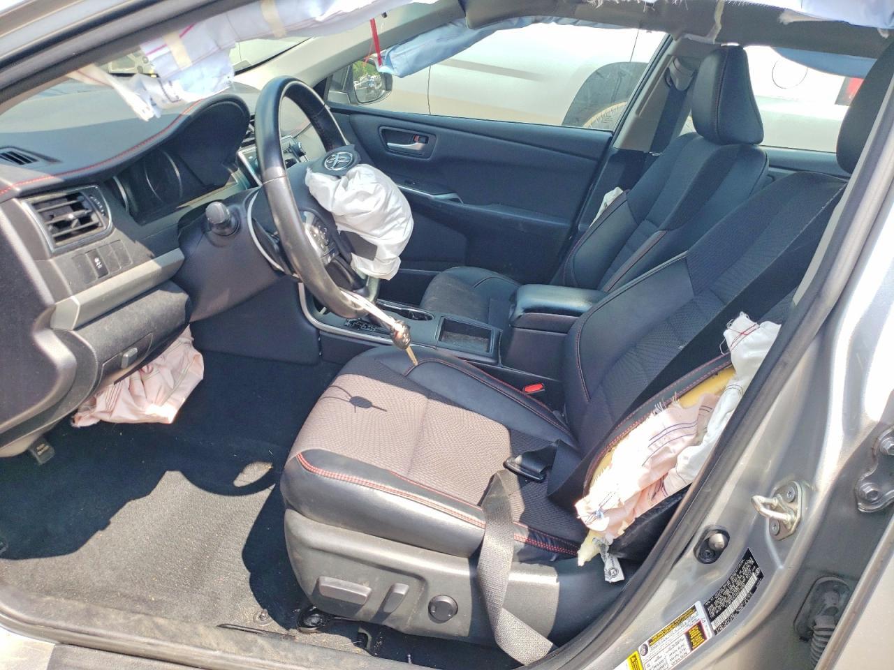 2017 Toyota Camry Se - Image 7