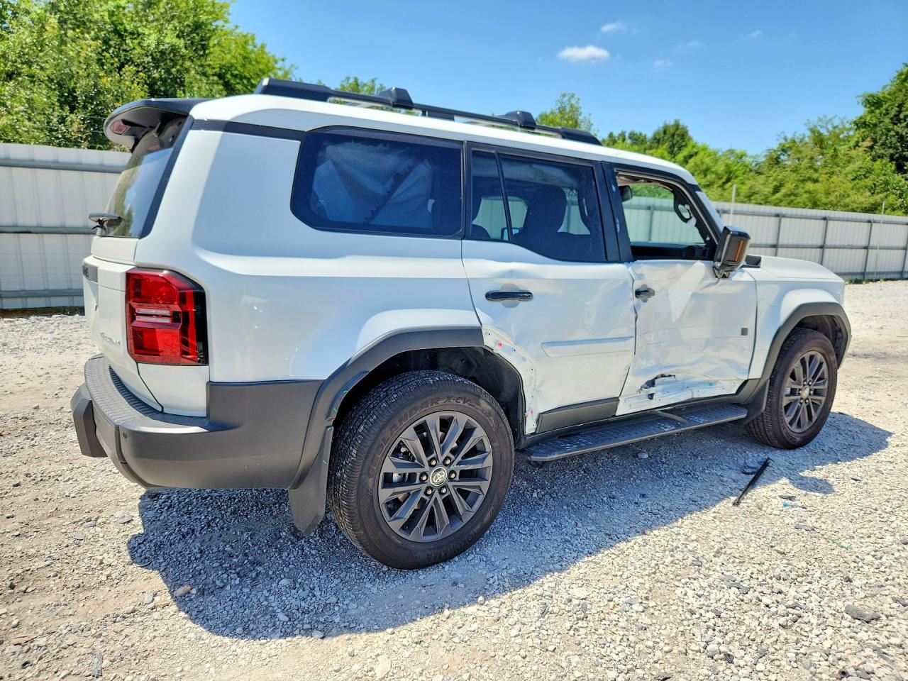 2025 Toyota Land Cruiser Base - Image 3