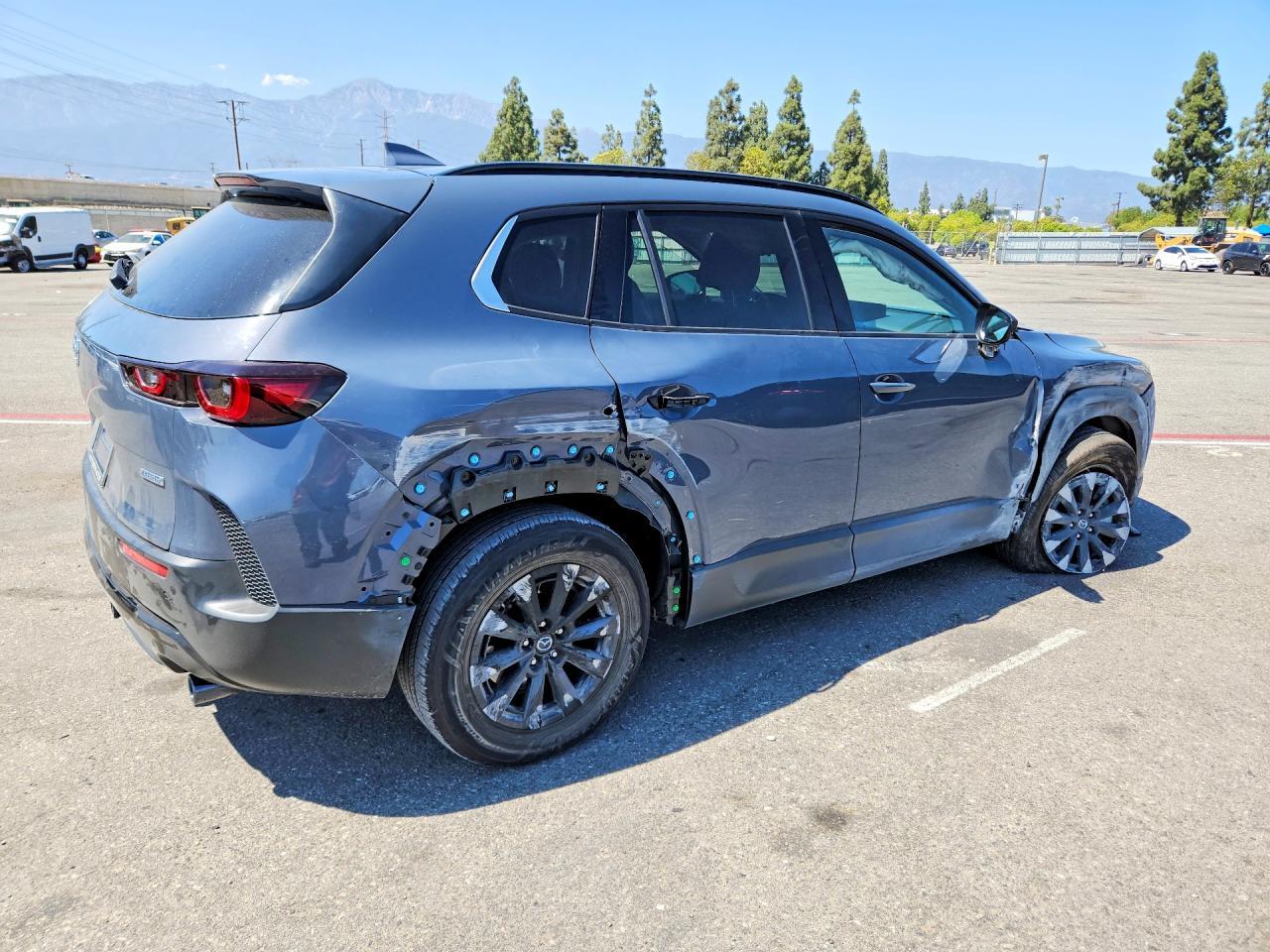 2026 Mazda Cx-50 Premium - Фото 3