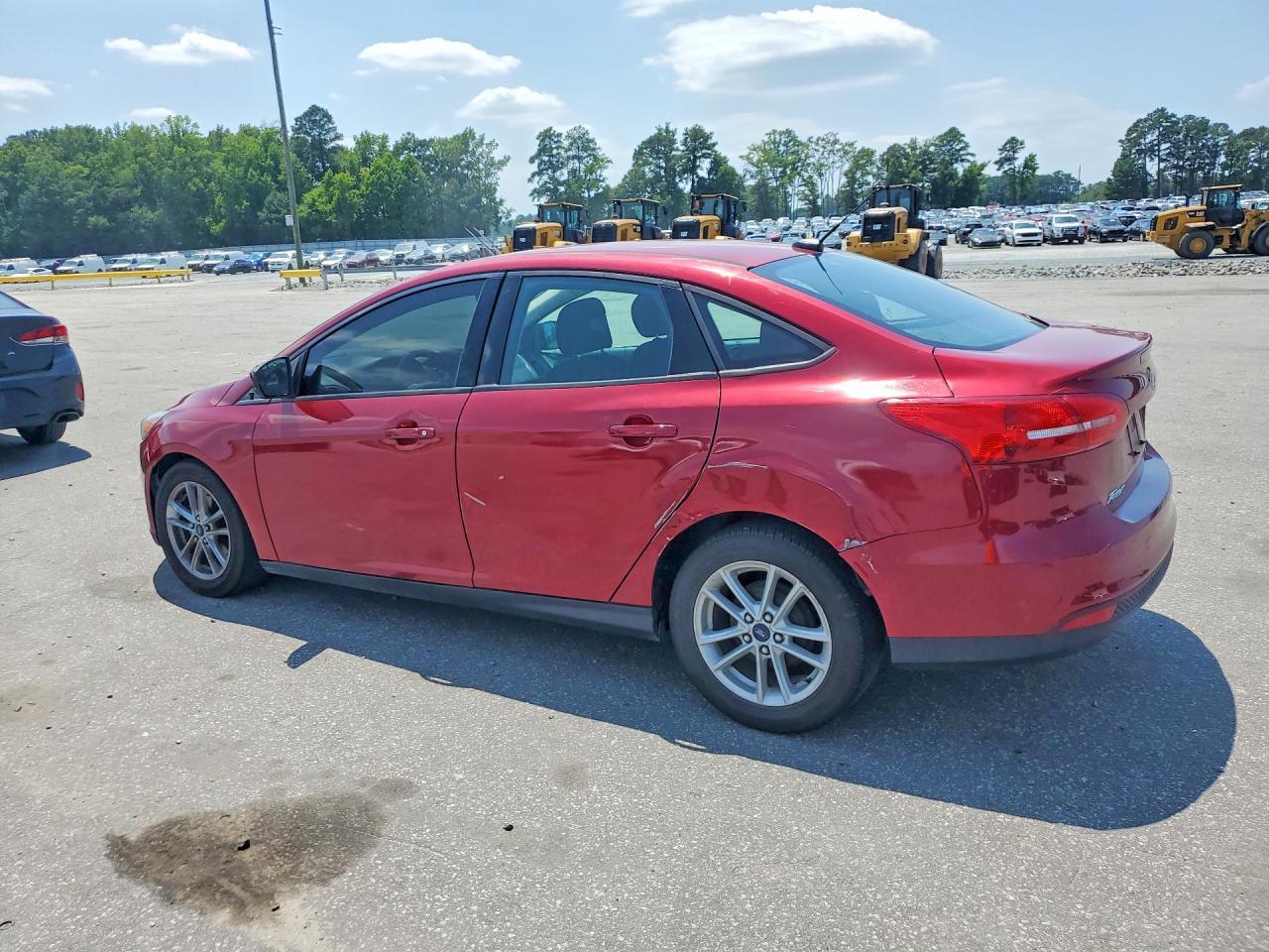 2016 Ford Focus Se - Image 2