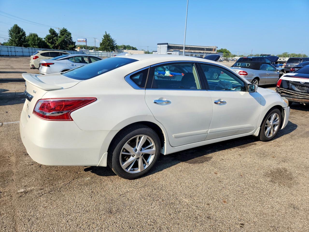2013 Nissan Altima 2.5 Sv - Фото 3