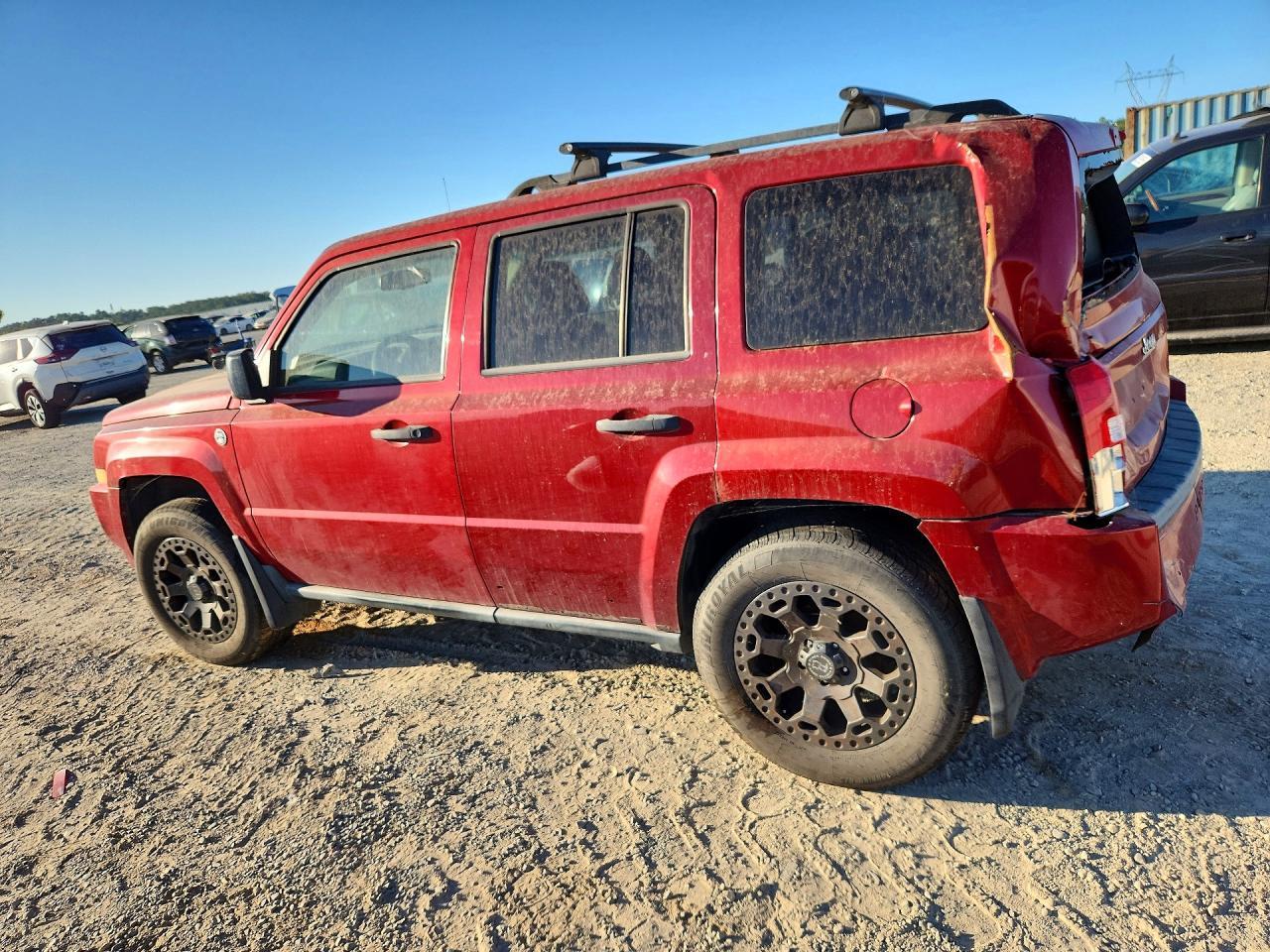 2008 Jeep Patriot Sport - Image 2