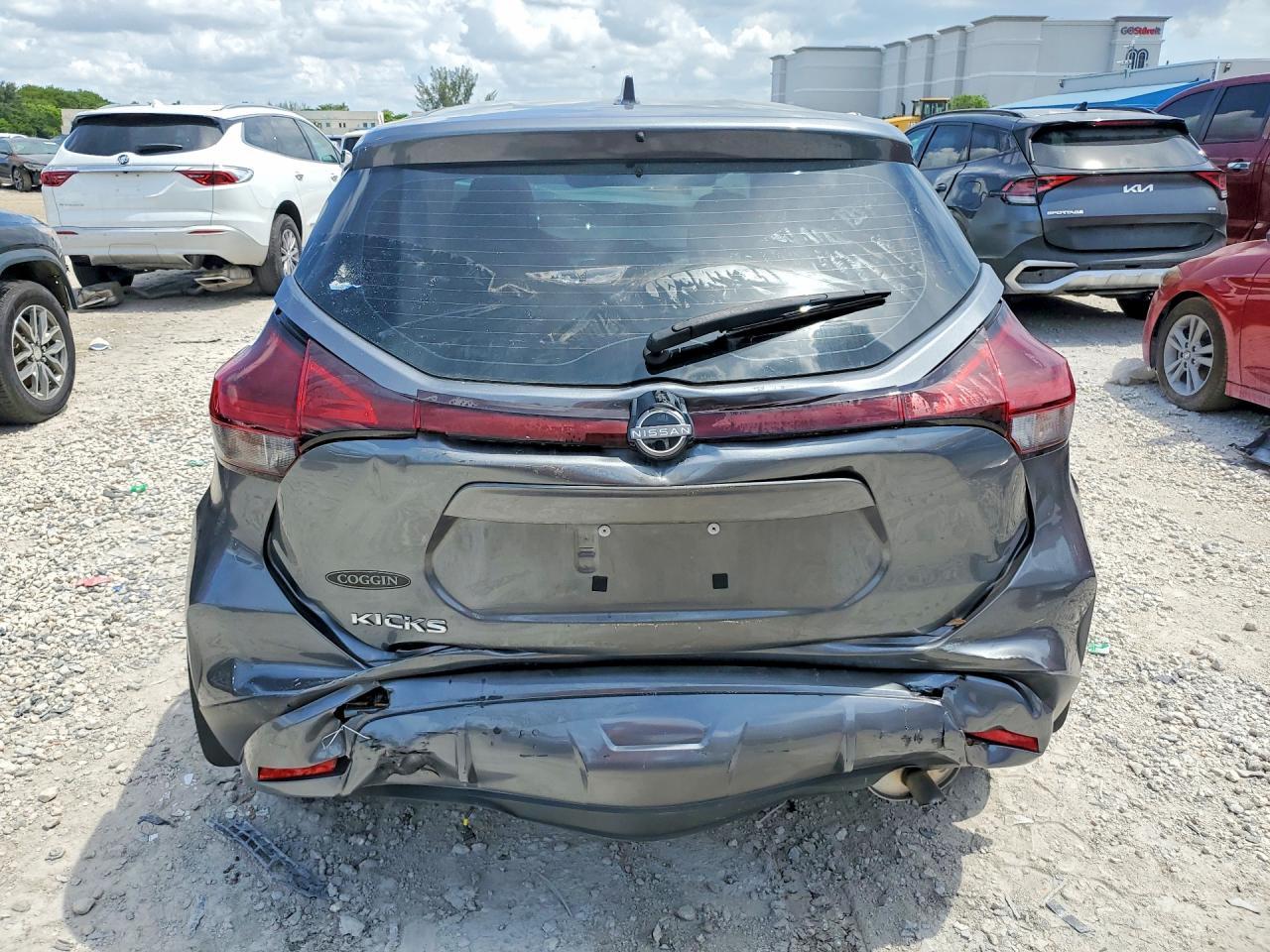 2024 Nissan Kicks S - Image 6