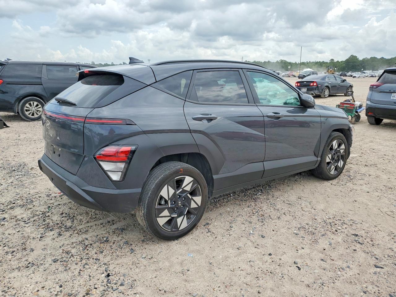 2024 Hyundai Kona Sel - Image 3