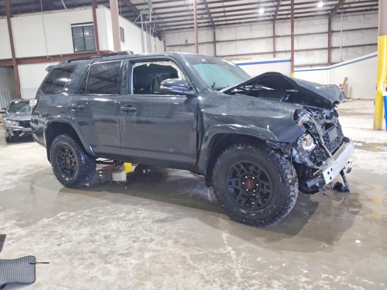 2024 Toyota 4Runner Trd Off-Road Premium - Image 4