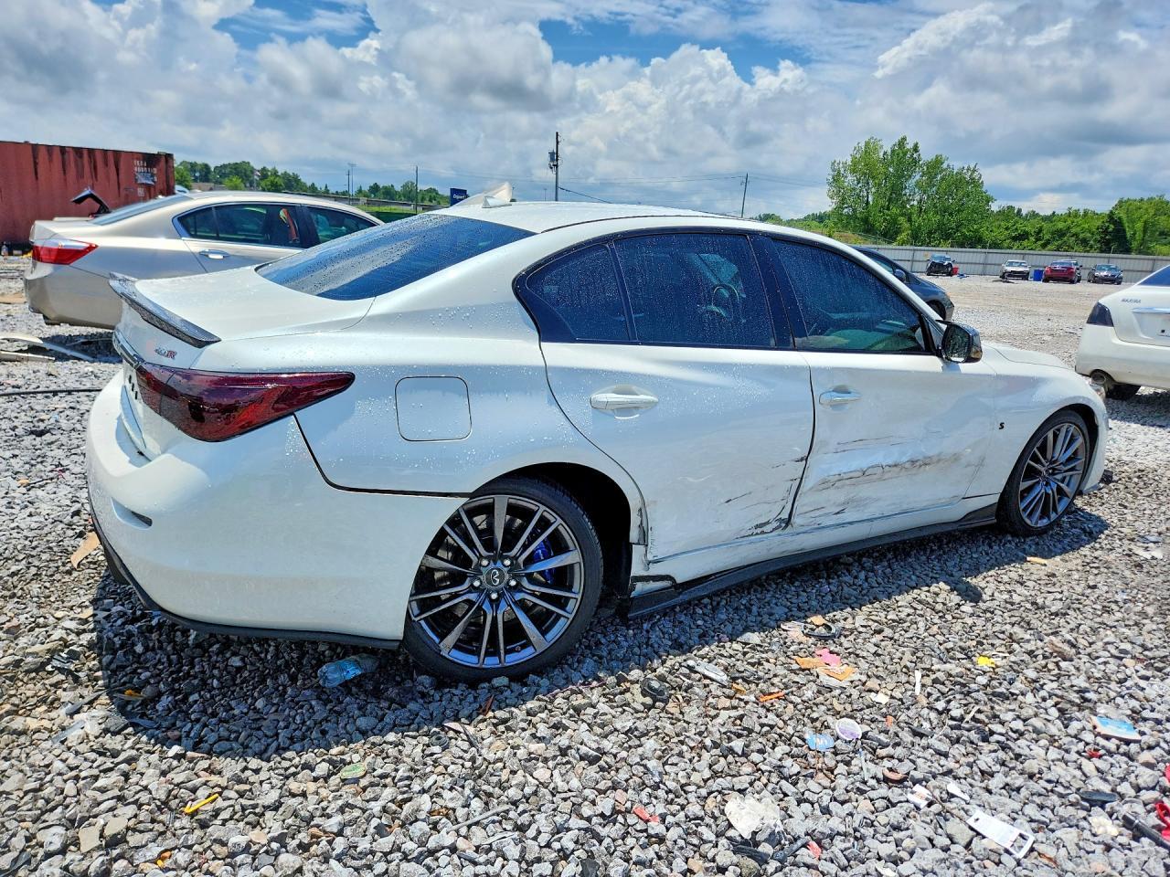 2016 Infiniti Q50 Red Sport 400 - Фото 3