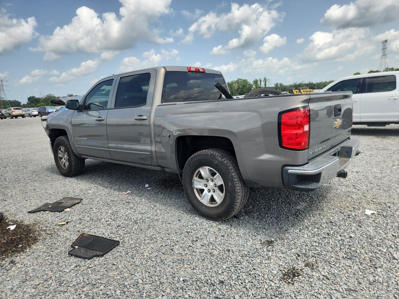 2017 Chevrolet Silverado C1500 Lt - Image 2