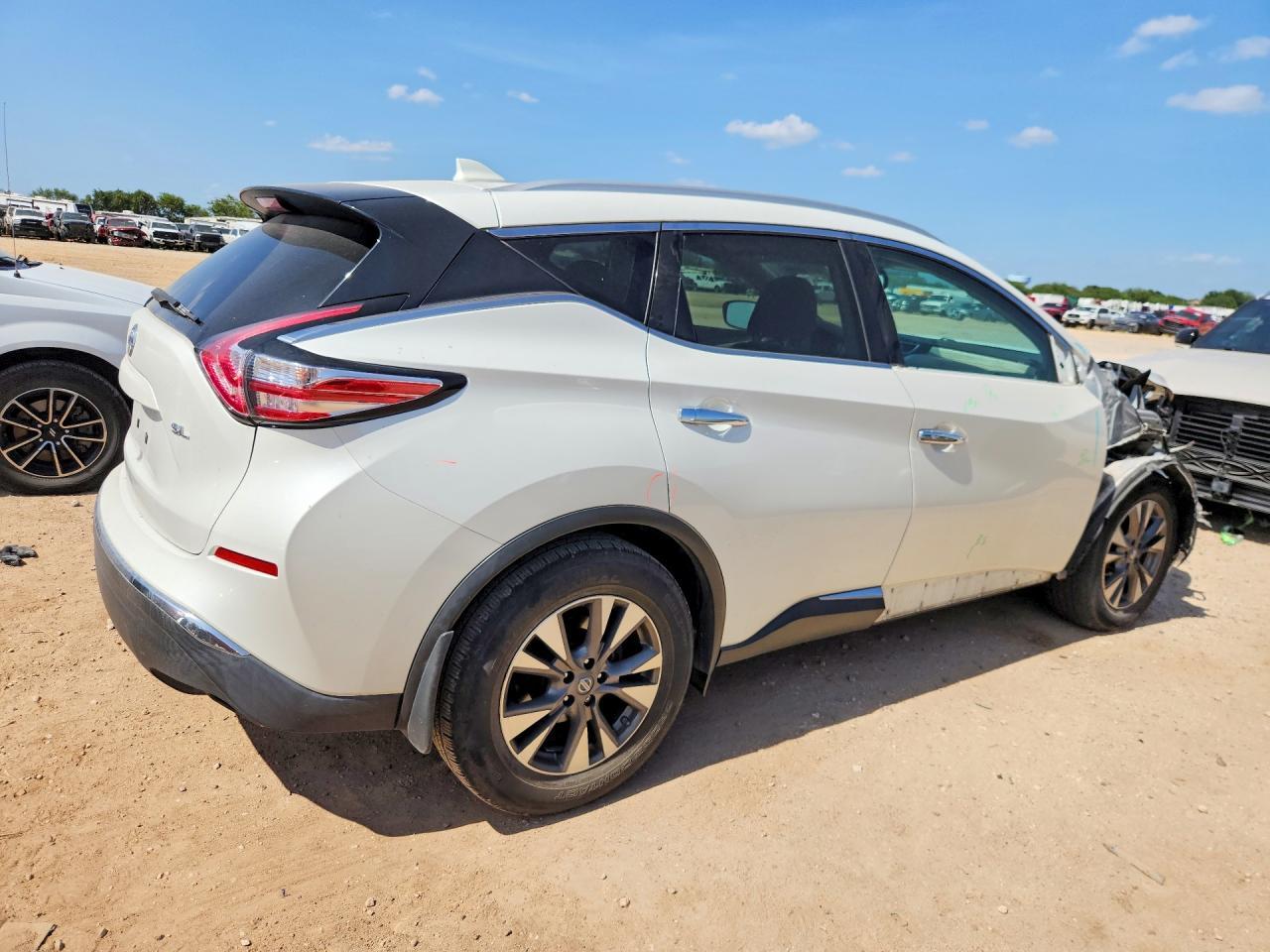 2017 Nissan Murano Sl - Image 3