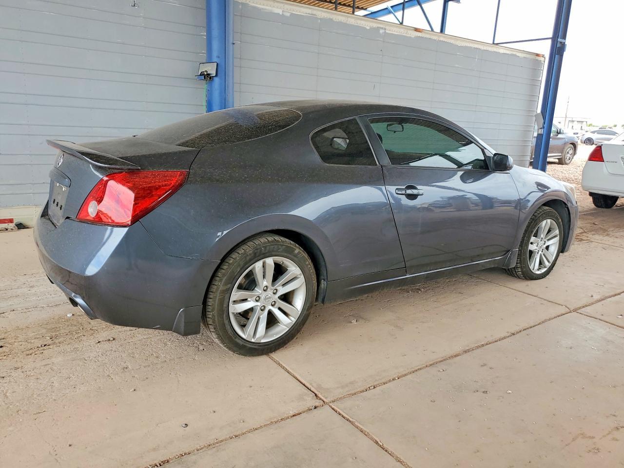 2010 Nissan Altima 2.5 S - Image 3