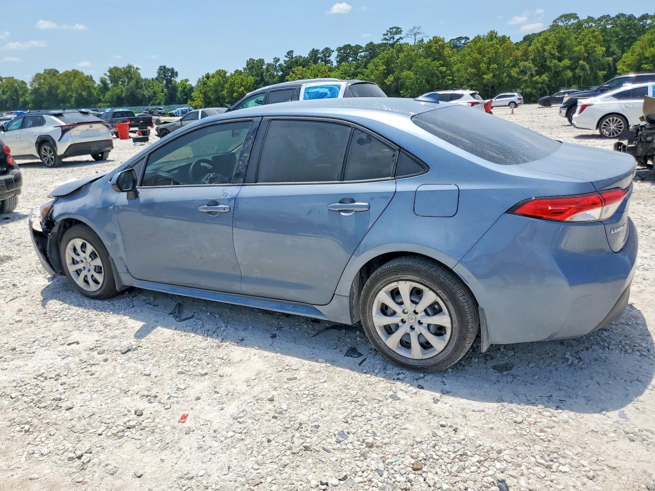 2026 Toyota Corolla Hybrid Le - Image 2