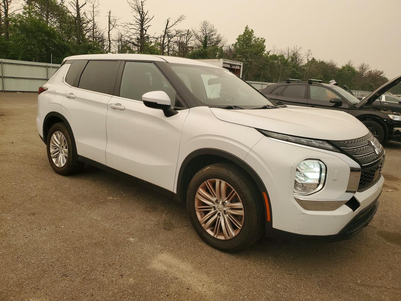 2022 Mitsubishi Outlander Es - Фото 4