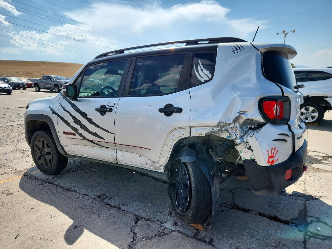 2018 Jeep Renegade Trailhawk - Фото 2
